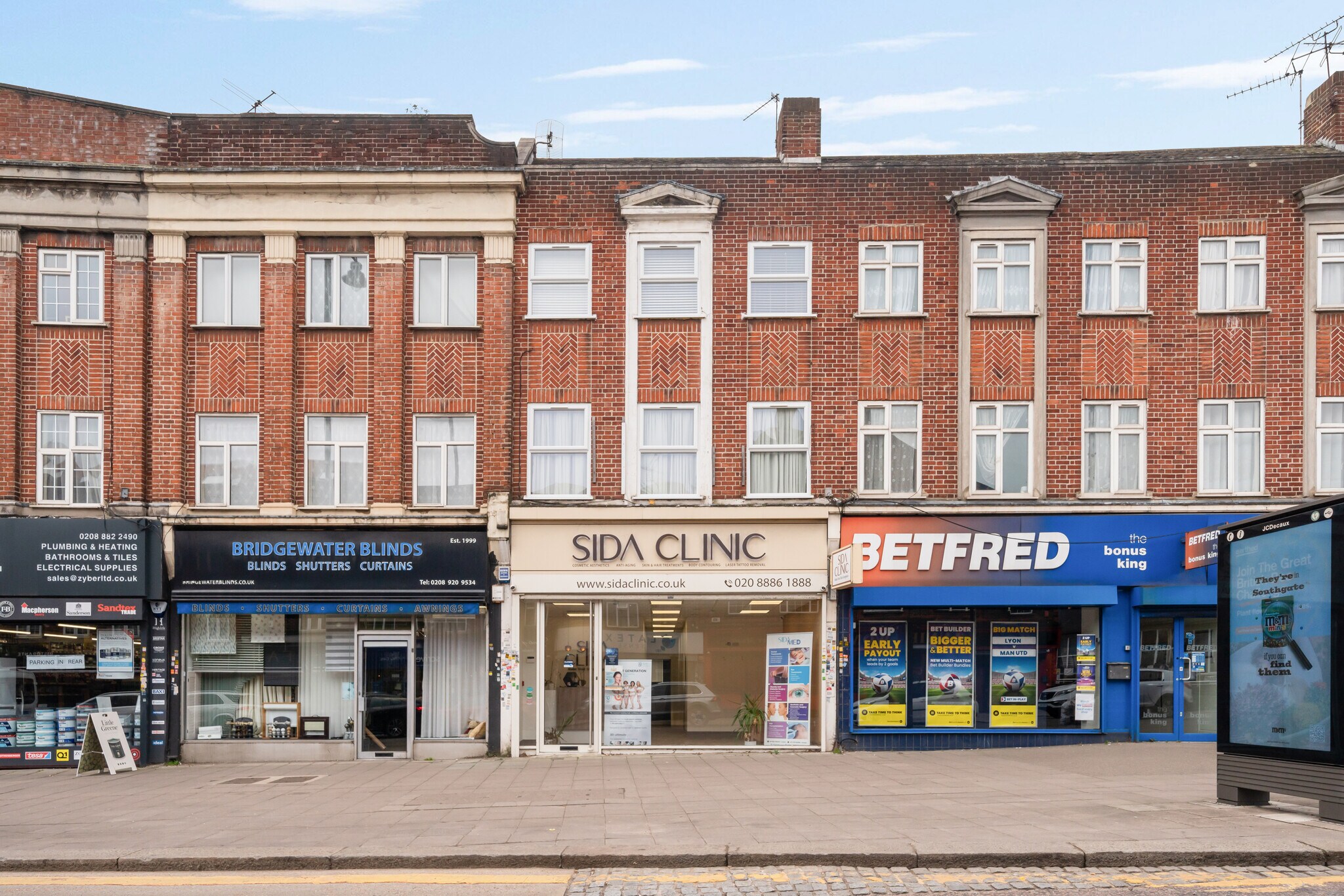 77 Chase Side, London, LND for Rent