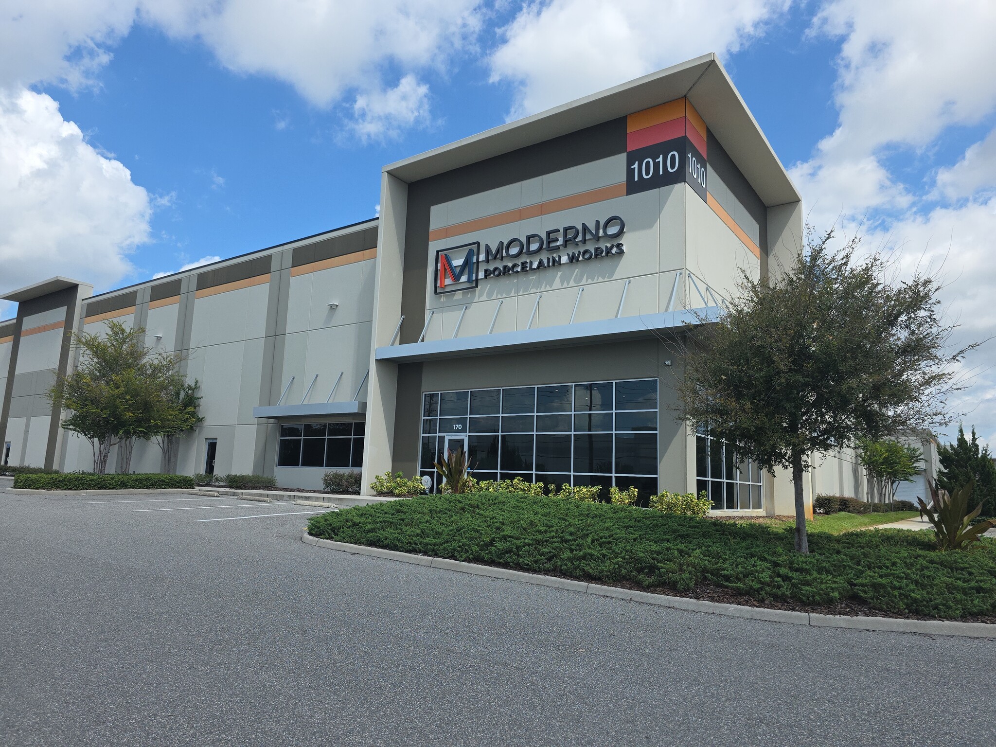 1010 Crews Commerce Dr, Orlando, FL for Rent