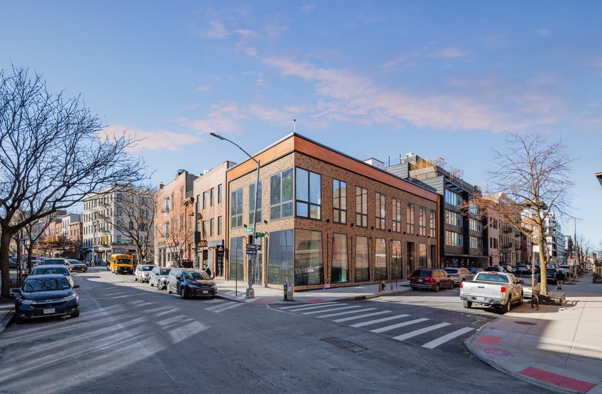 276 Bedford Ave, Brooklyn, NY for Sale