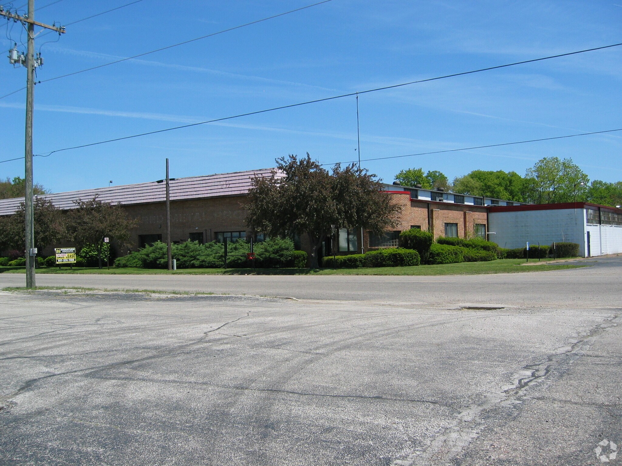 325 Jay St, Coldwater, MI for Sale