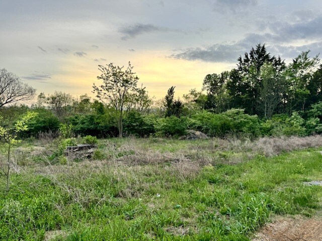 1200 Avondale rd, Hendersonville, TN for Sale