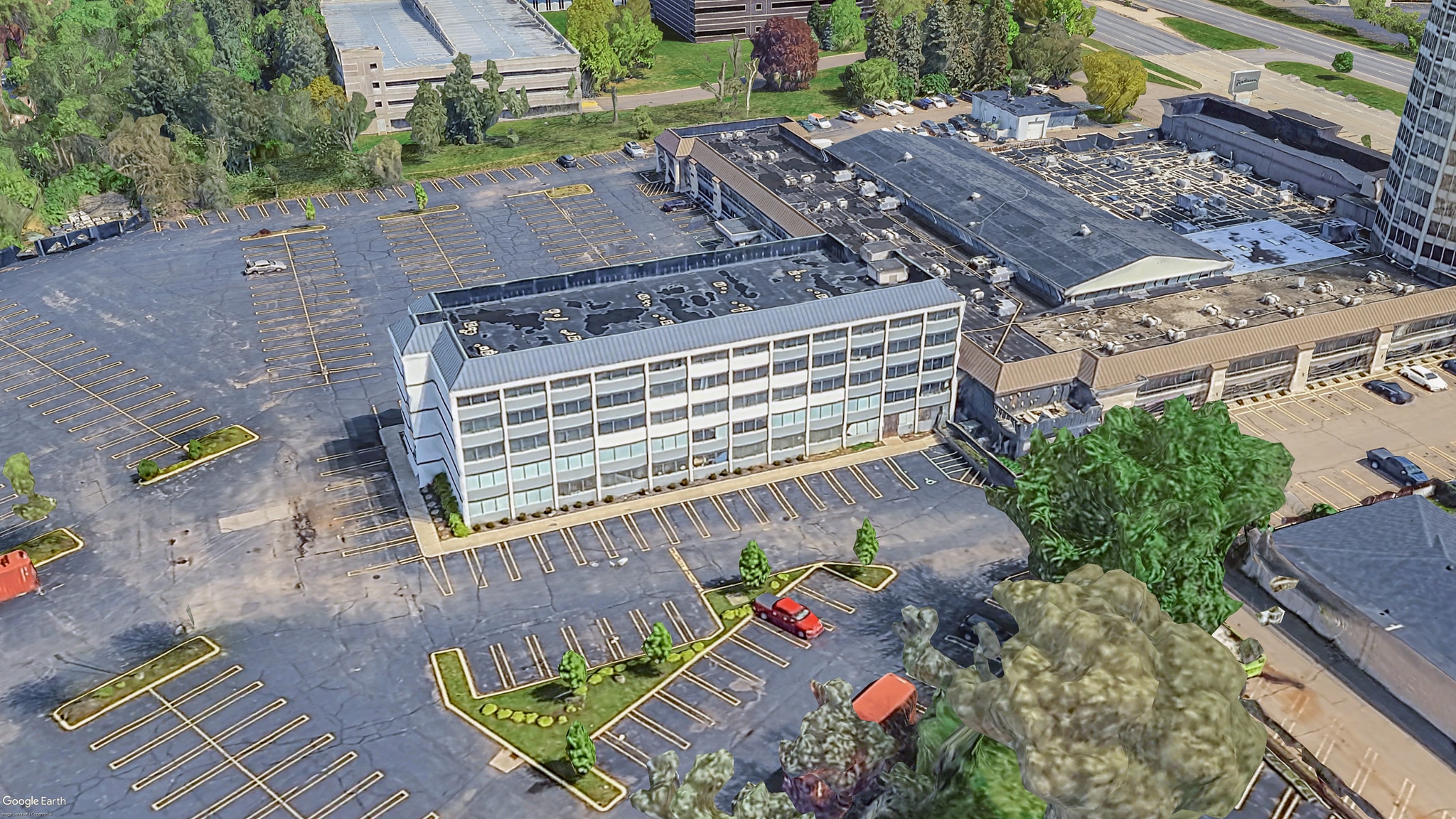 26620 Franklin Rd, Southfield, MI for Sale