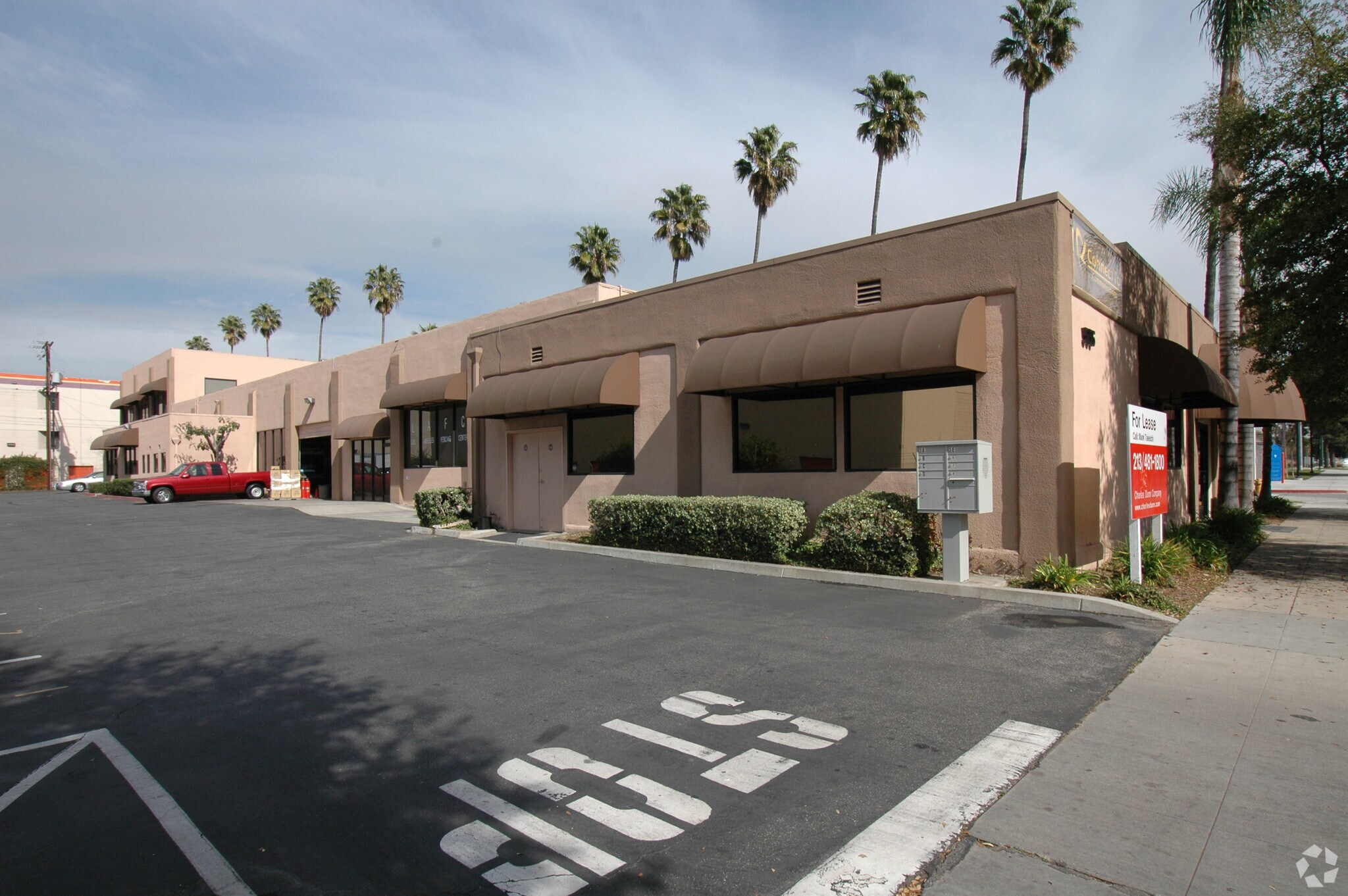 550-555 Riverdale Dr, Glendale, CA for Rent