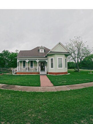 Manor, TX Office/Retail - 309 N Lexington St