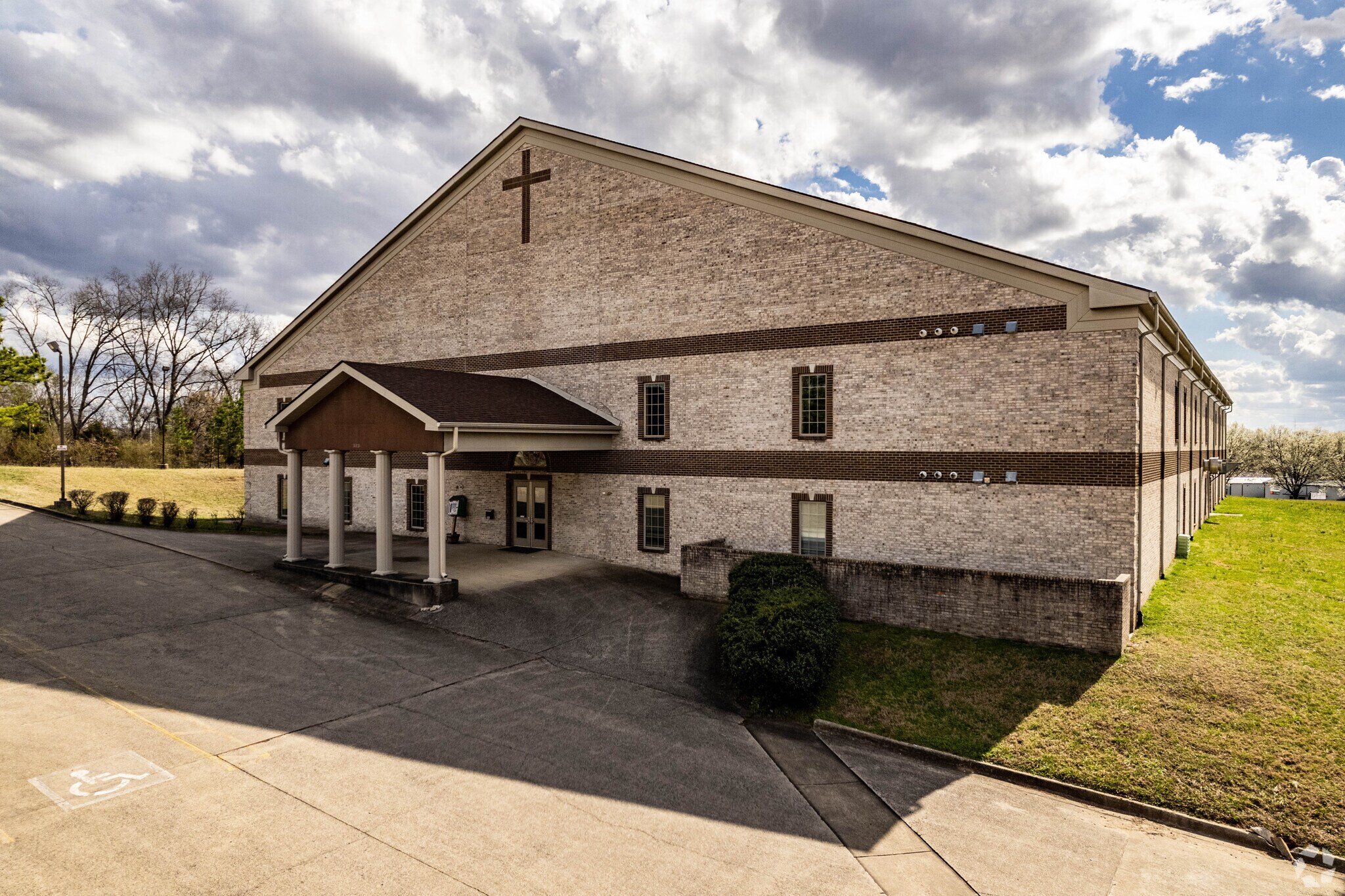 303 Fairview Ln, Clarksville, TN for Rent