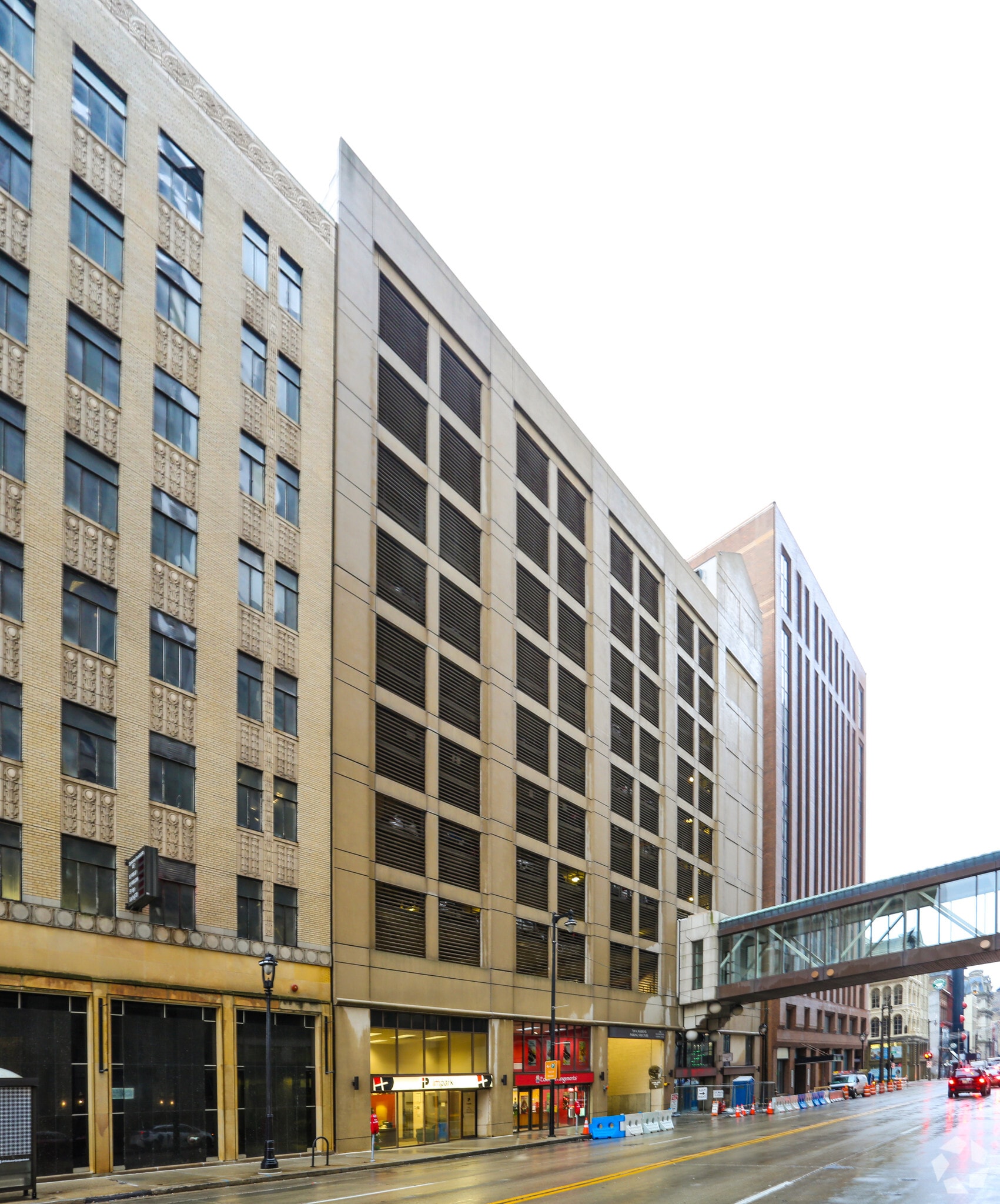 720 N Water St, Milwaukee, WI for Rent