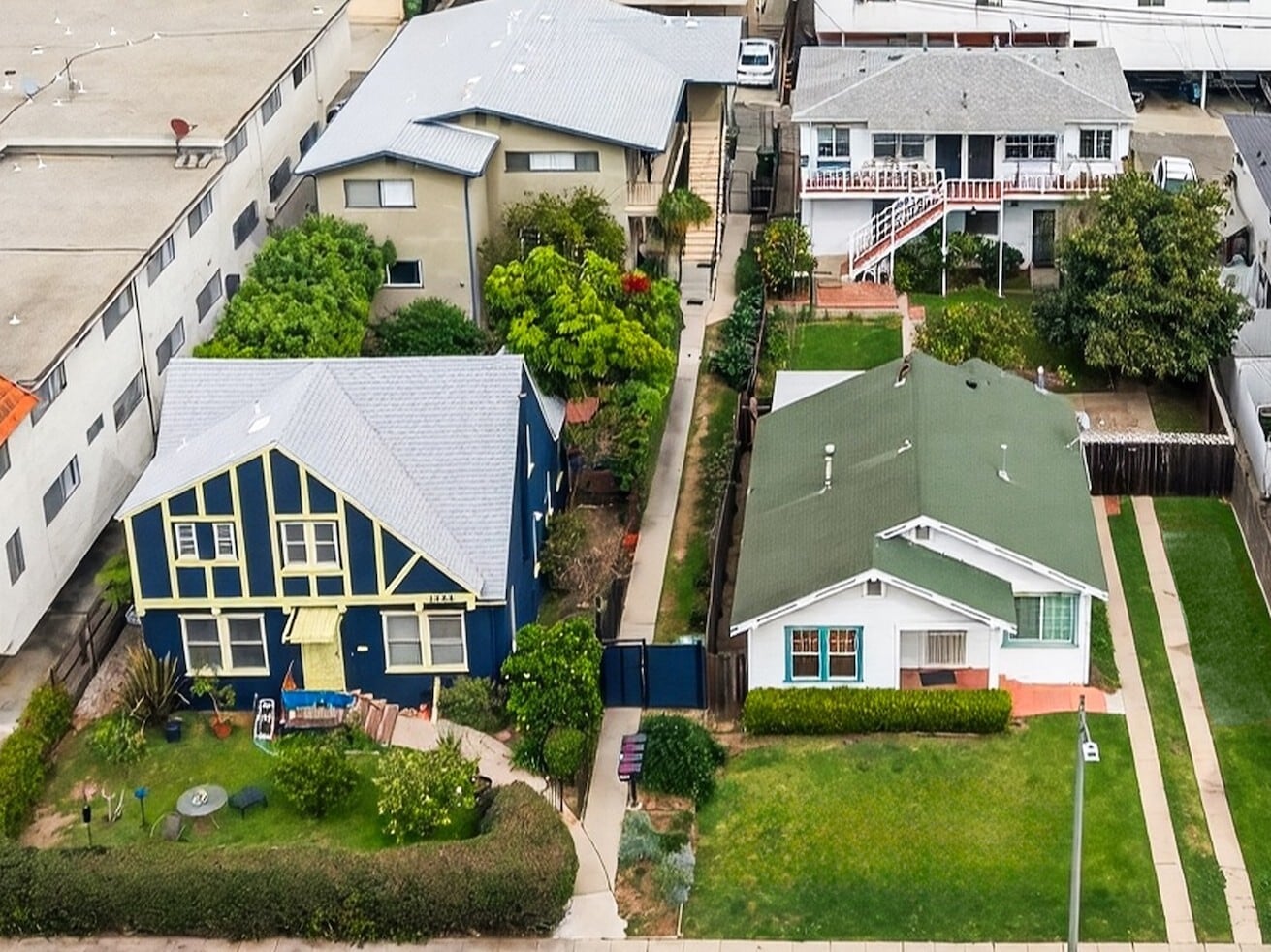 3450 Vinton Ave, Los Angeles, CA for Sale