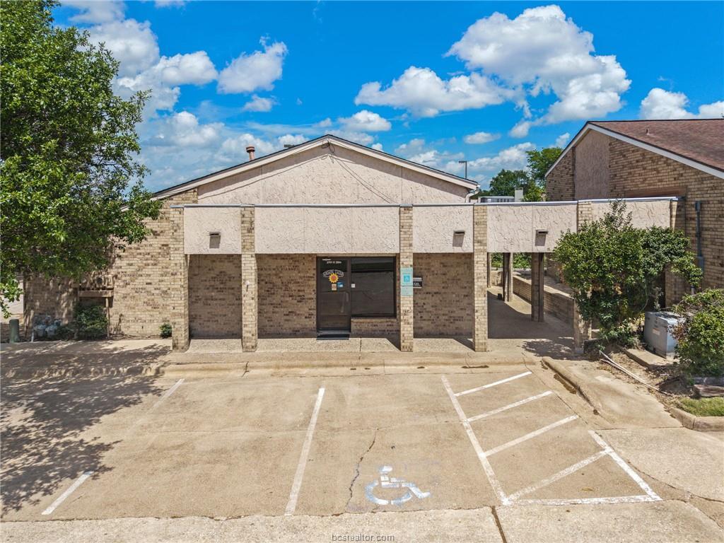 2701 E 29th St, Bryan, TX for Sale