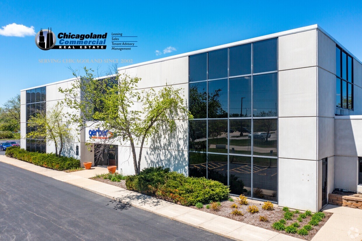 120-160 W Center Ct, Schaumburg, IL for Rent