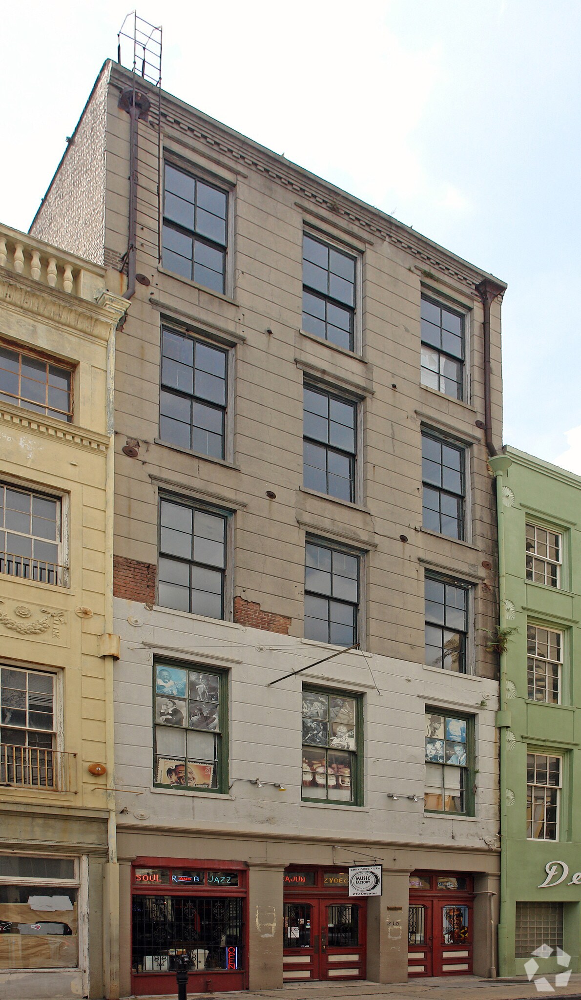 210 Decatur St, New Orleans, LA for Rent