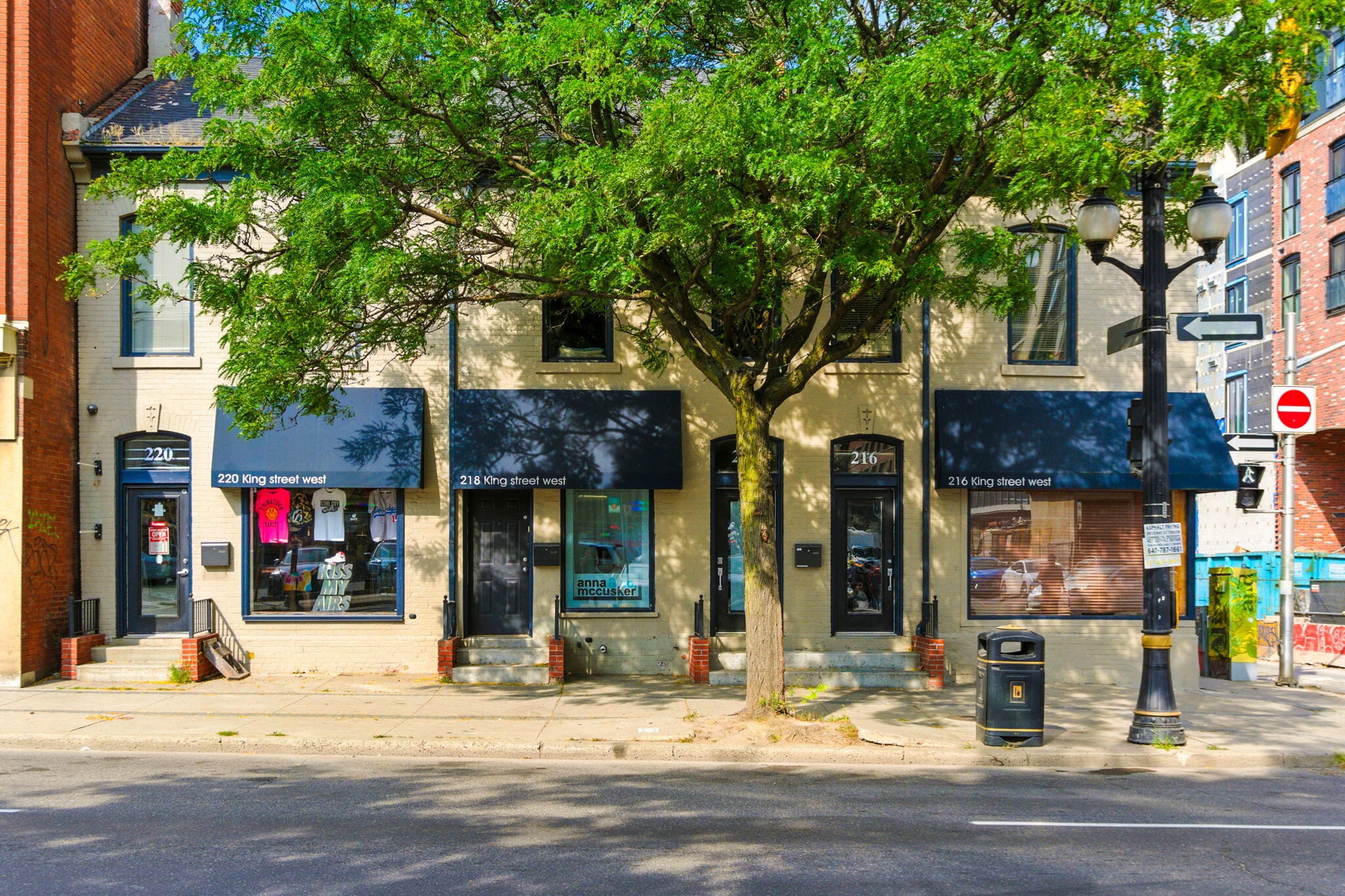 220 King St W, Hamilton, ON for Sale