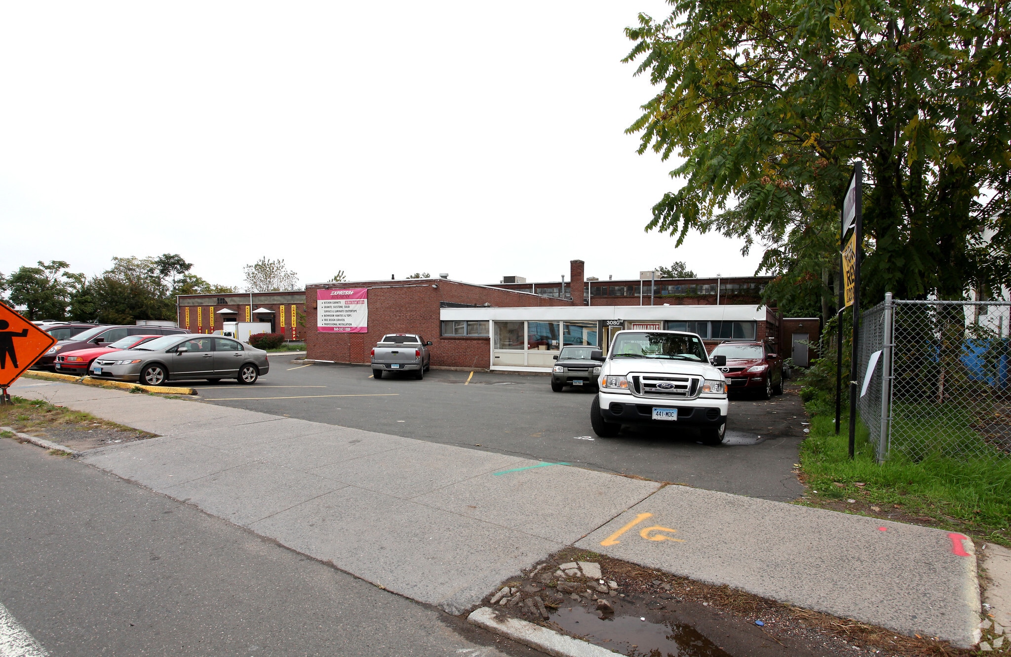 3080 Main St, Hartford, CT for Rent