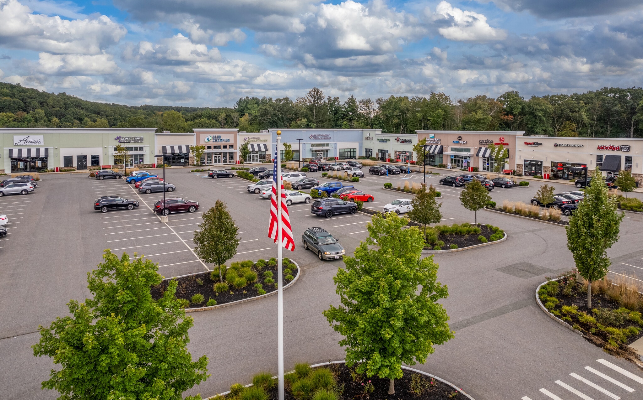 10010 Shops Way, Northborough, MA for Rent