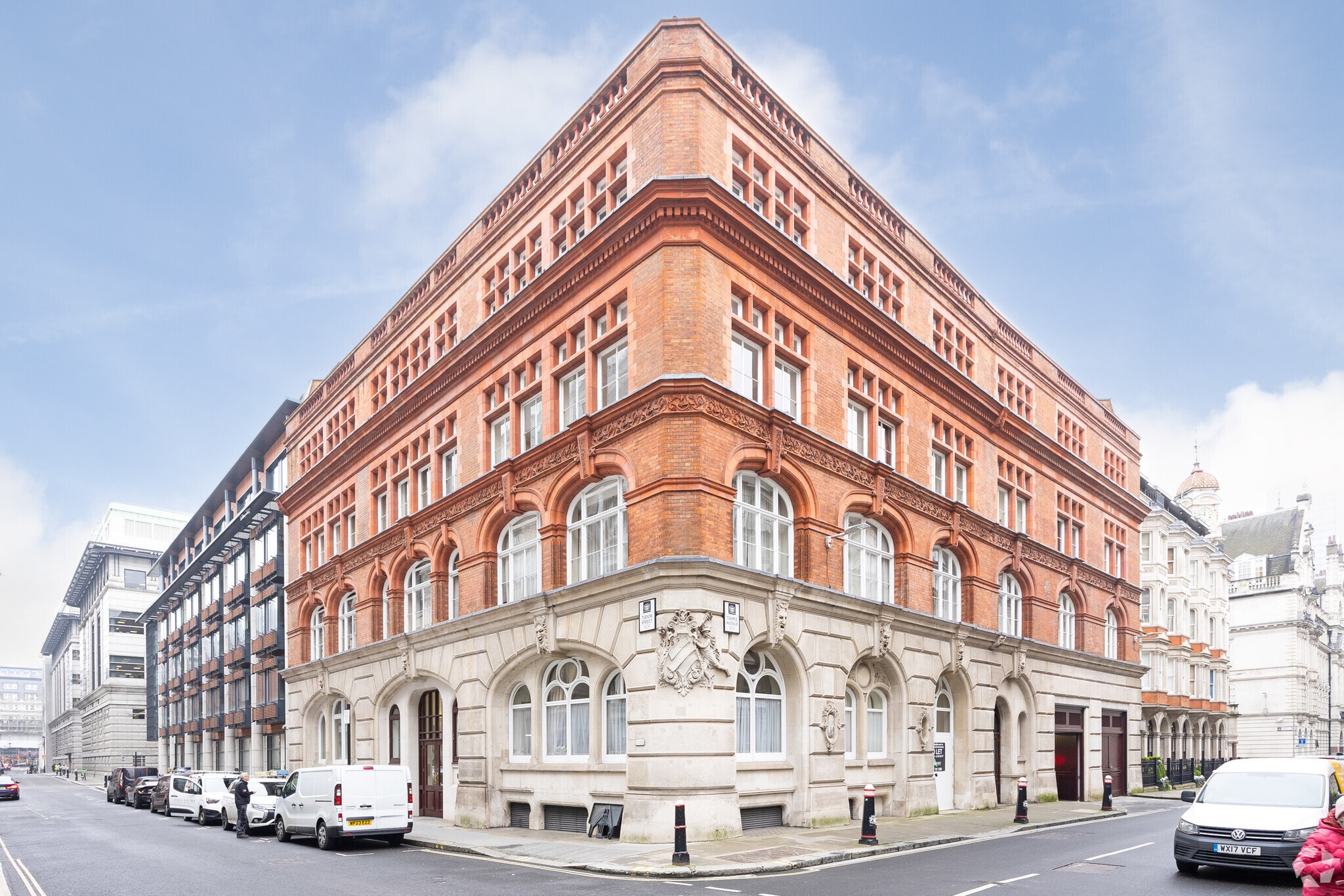25 Tudor St, London, LND for Rent