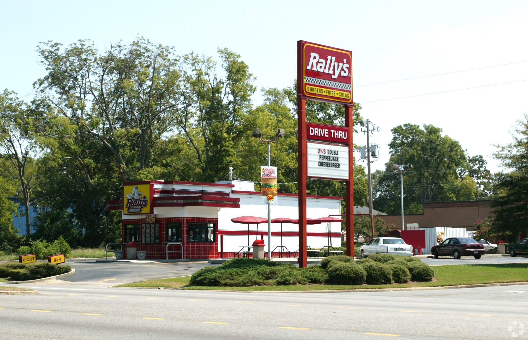 1605 9th Ave N Bessemer, AL 35020 Retail Property for Lease on