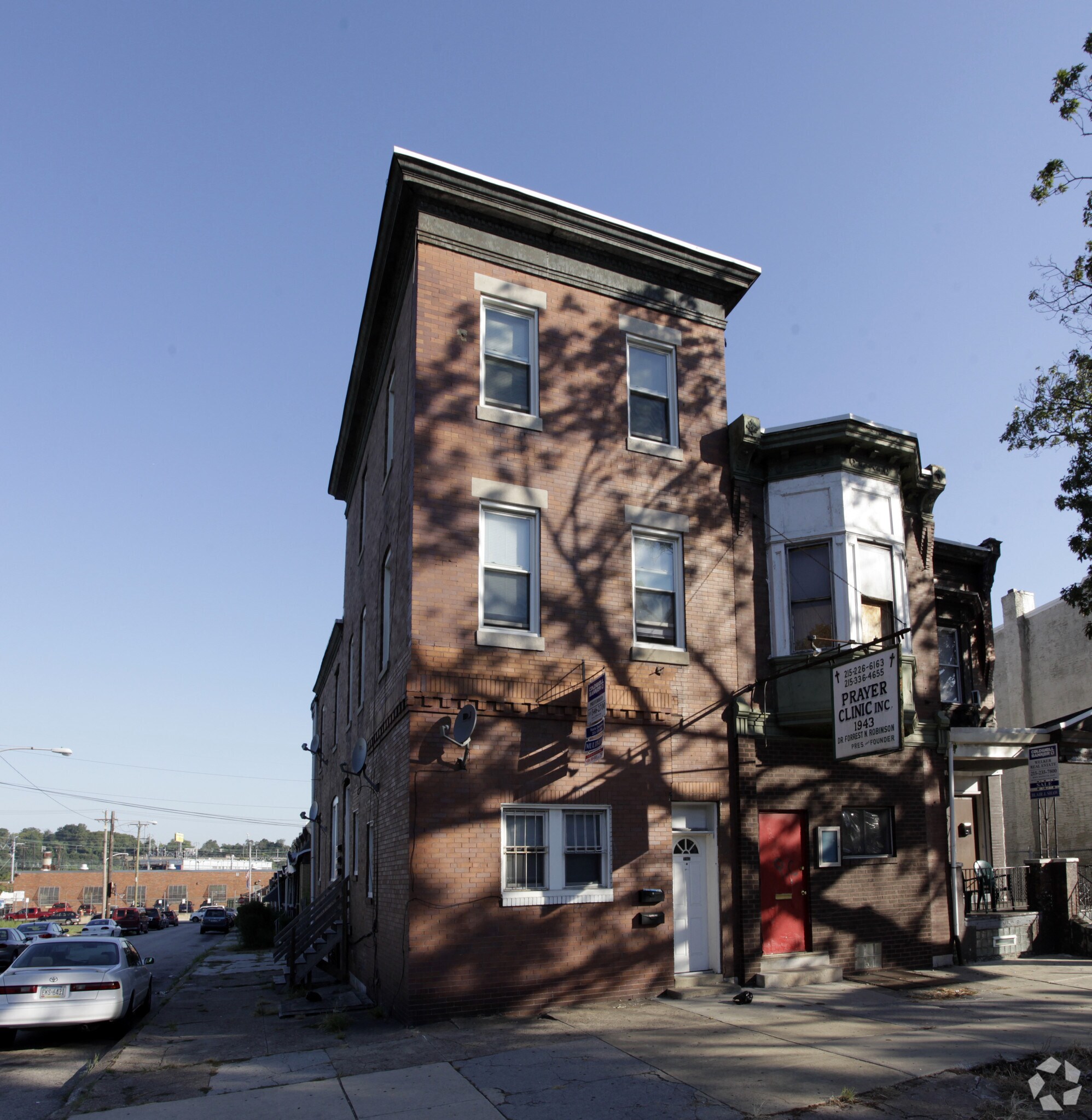 1945 W Hunting Park Ave, Philadelphia, PA for Sale