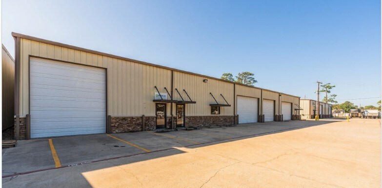11200-B Cox Rd, Conroe, TX for Rent