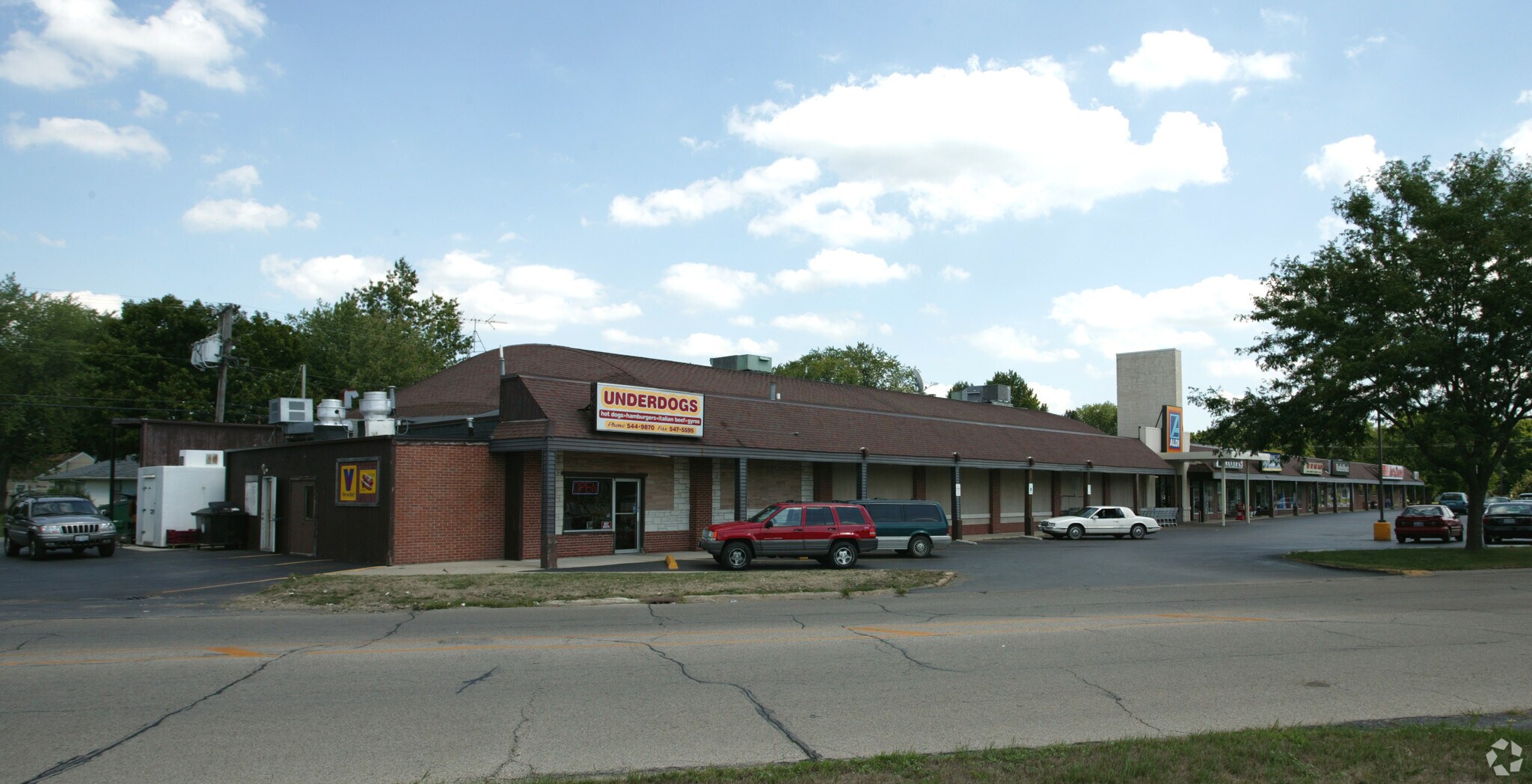 1100 N State St, Belvidere, IL for Rent