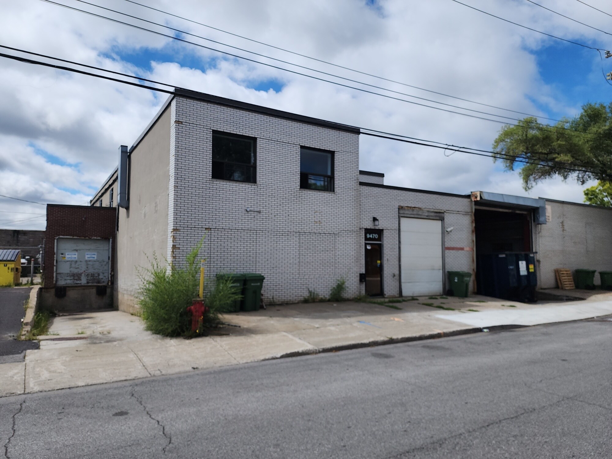 9470 Rue Charles-De La Tour, Montréal, QC for Rent
