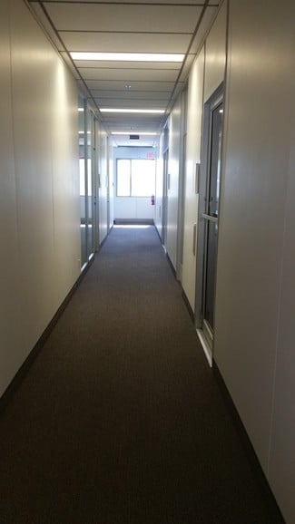 Strathcona County, AB Office/Retail - 50 Brentwood Blvd