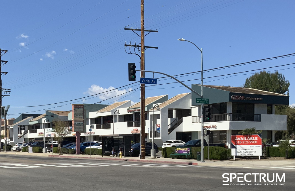 21101-21163 Victory Blvd, Canoga Park, CA for Rent