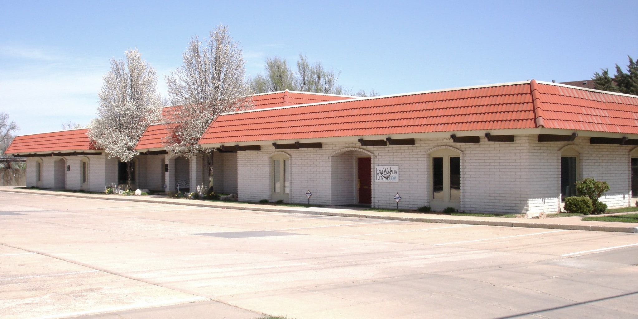 8150 E Douglas Ave, Wichita, KS for Rent
