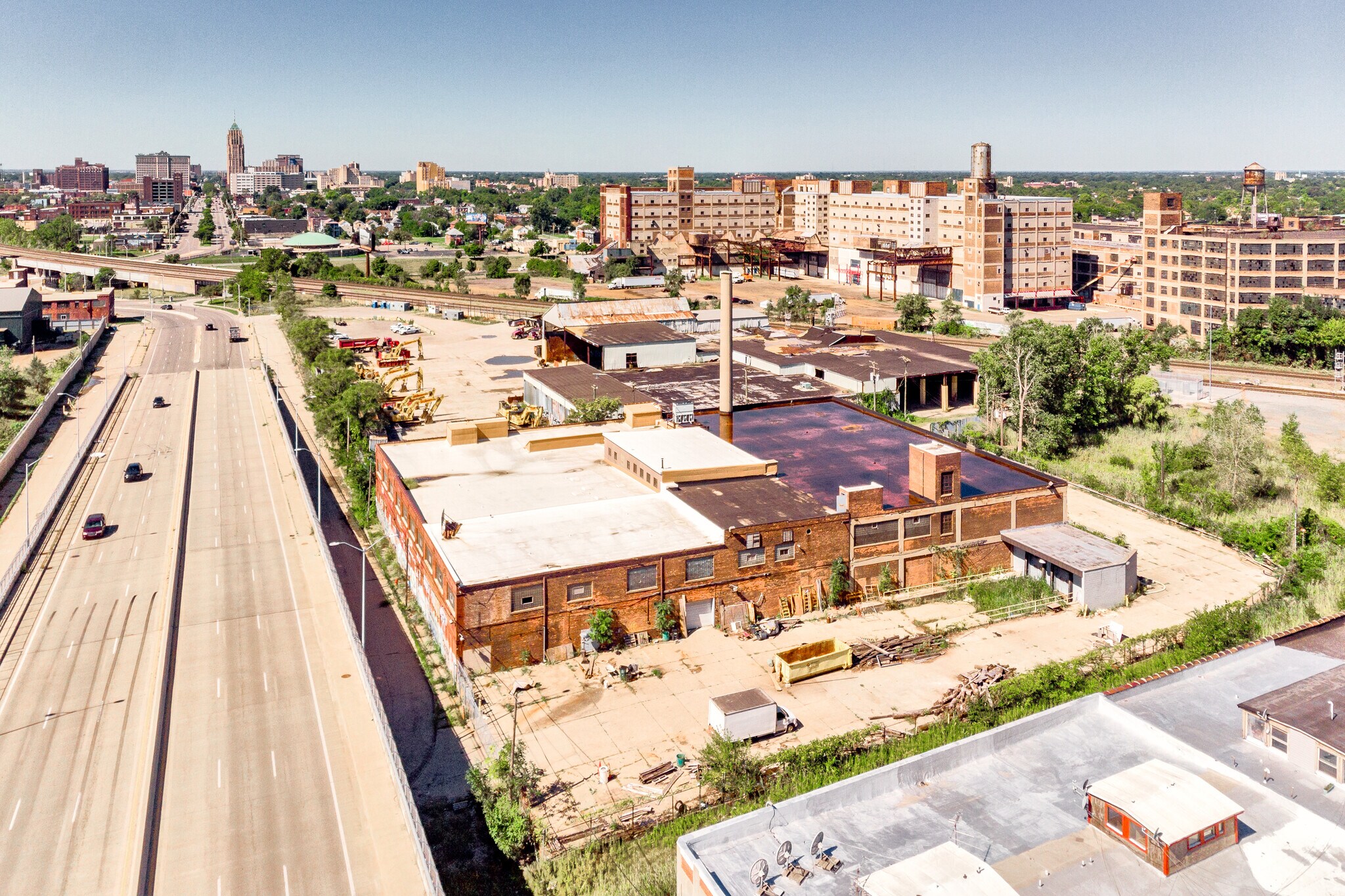 2600 E Grand Blvd, Detroit, MI for Sale