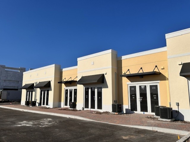 11950 SW Tom Mackie Blvd, Port Saint Lucie, FL for Rent
