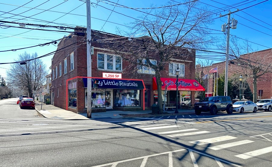 454 Main St, Islip, NY for Rent