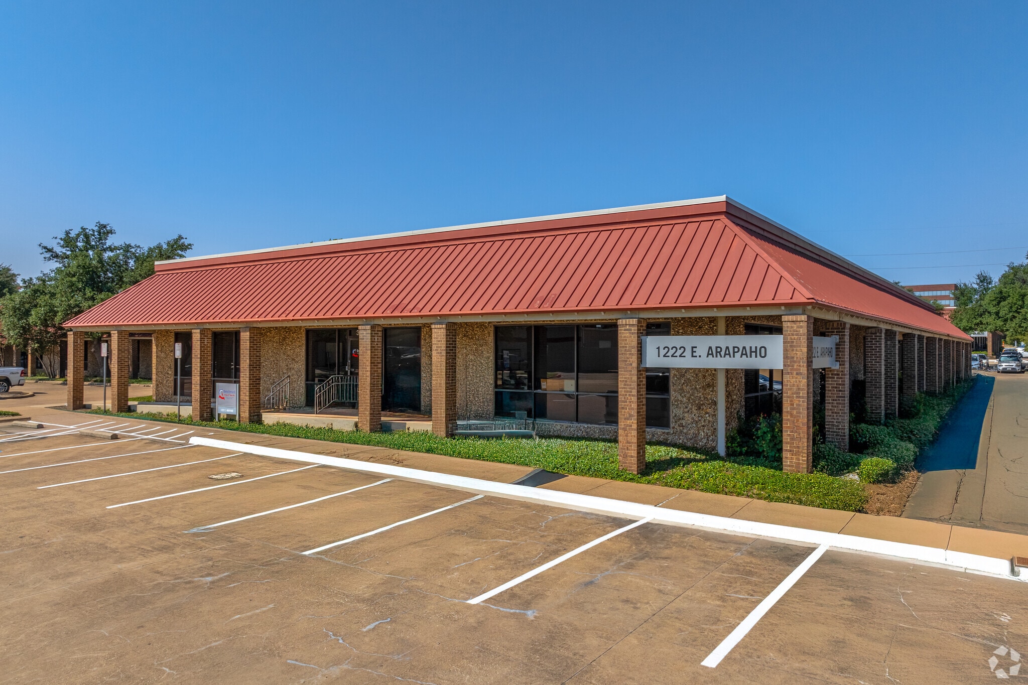 1202 E Arapaho Rd, Richardson, TX for Rent