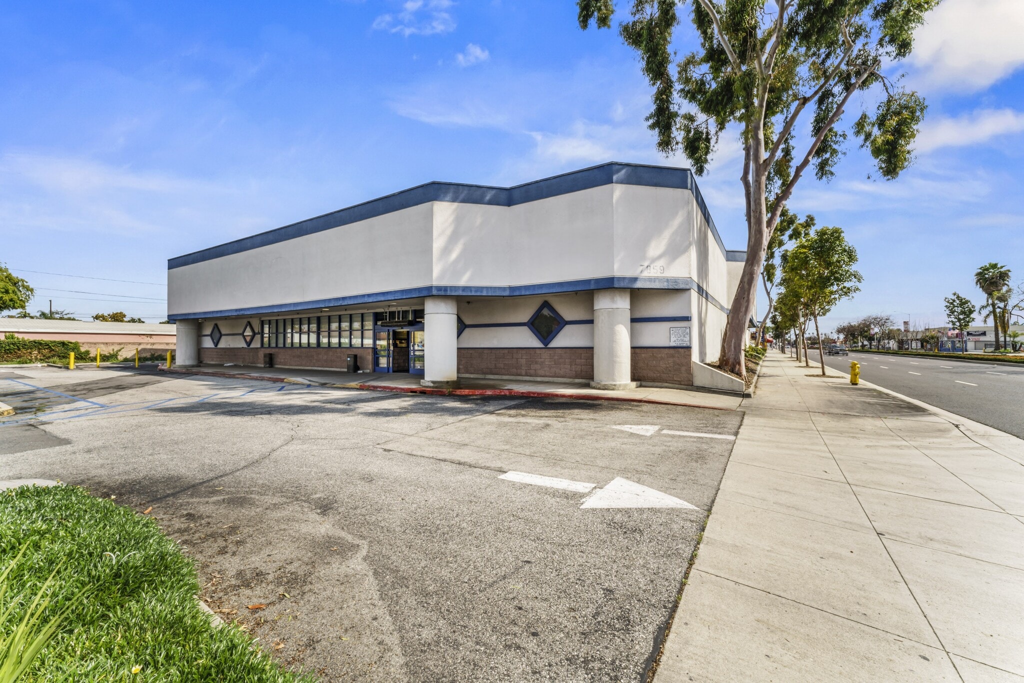 7859 Firestone Blvd, Downey, CA for Rent