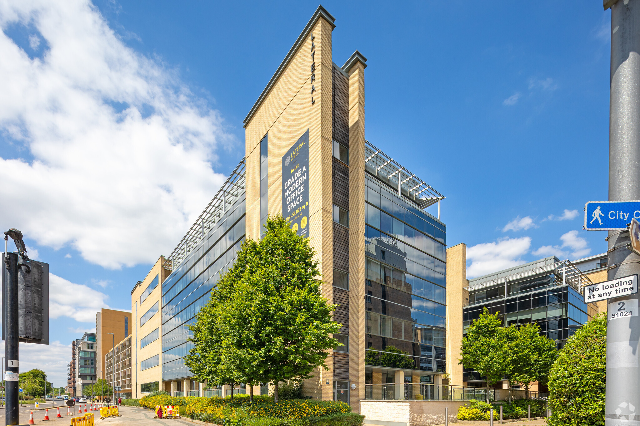 City Walk, Leeds, WYK for Rent