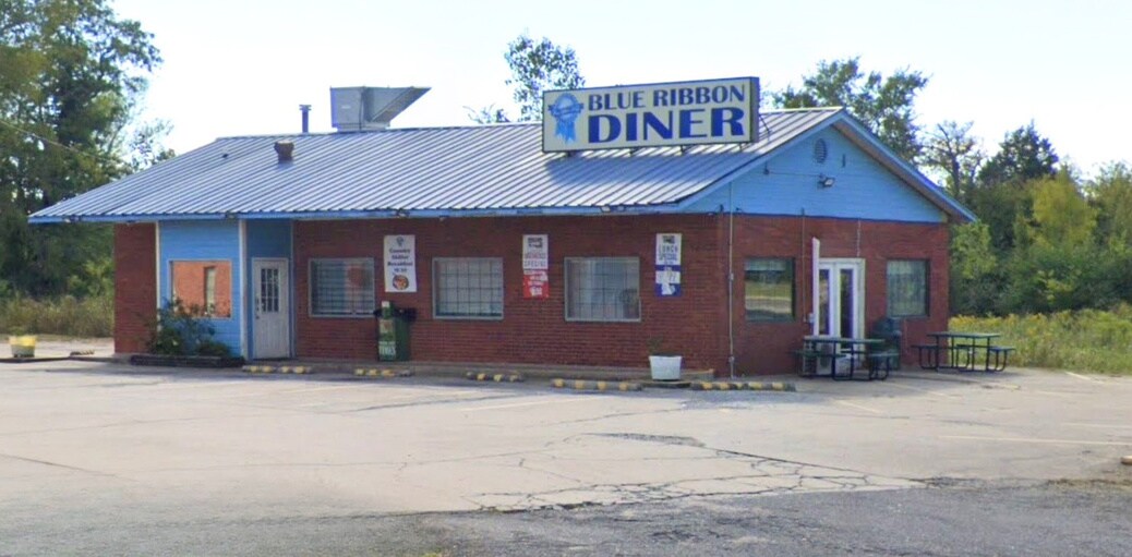 1720 W Cherokee Ave, Sallisaw, OK for Rent
