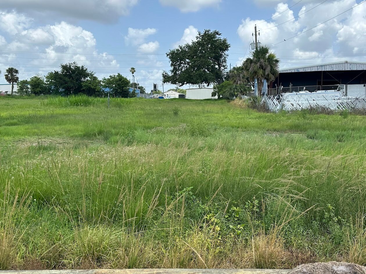 1602 S Combee Rd, Lakeland, FL for Rent