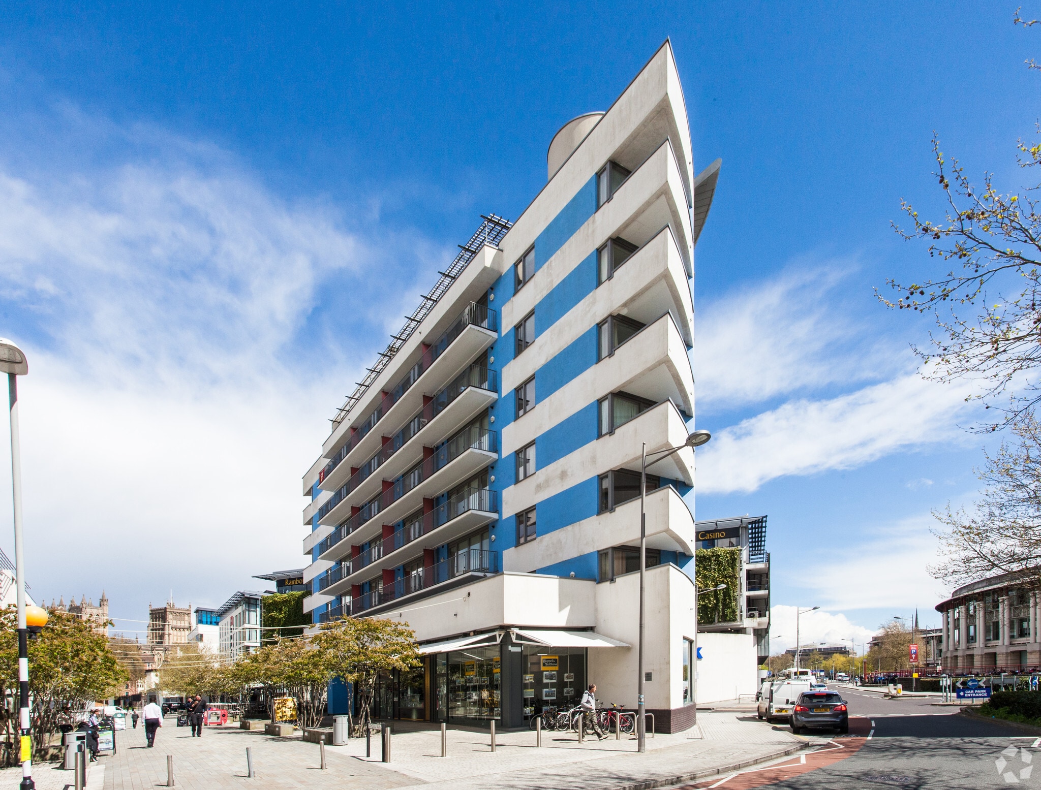 Cathedral Walk, Bristol, BST for Rent