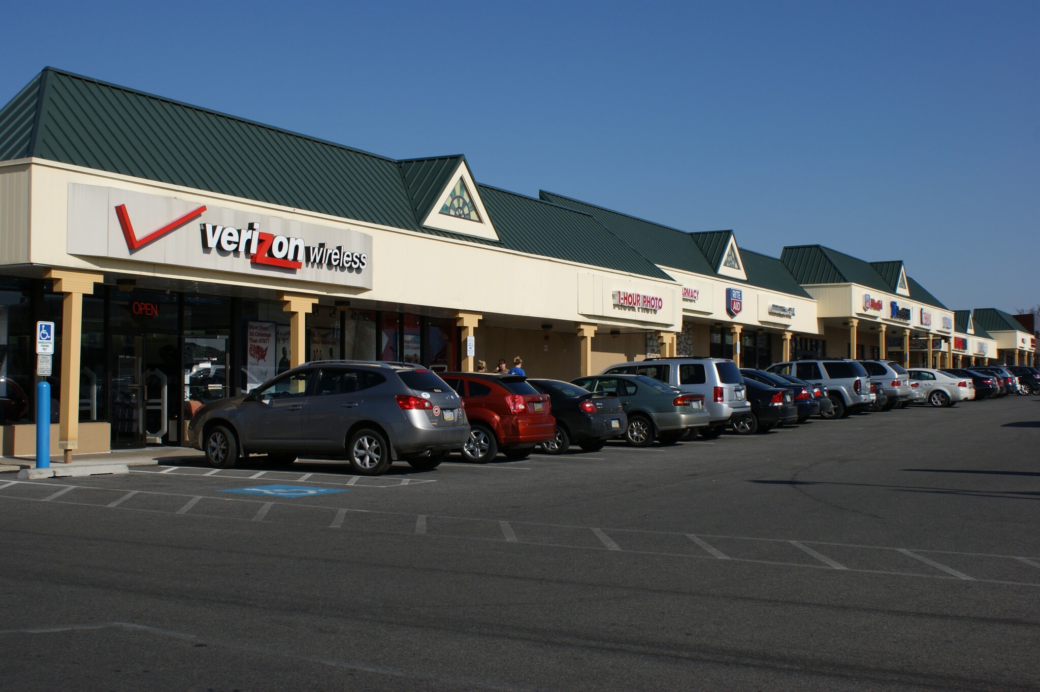 157-195 Lancaster Ave, Ardmore, PA for Rent