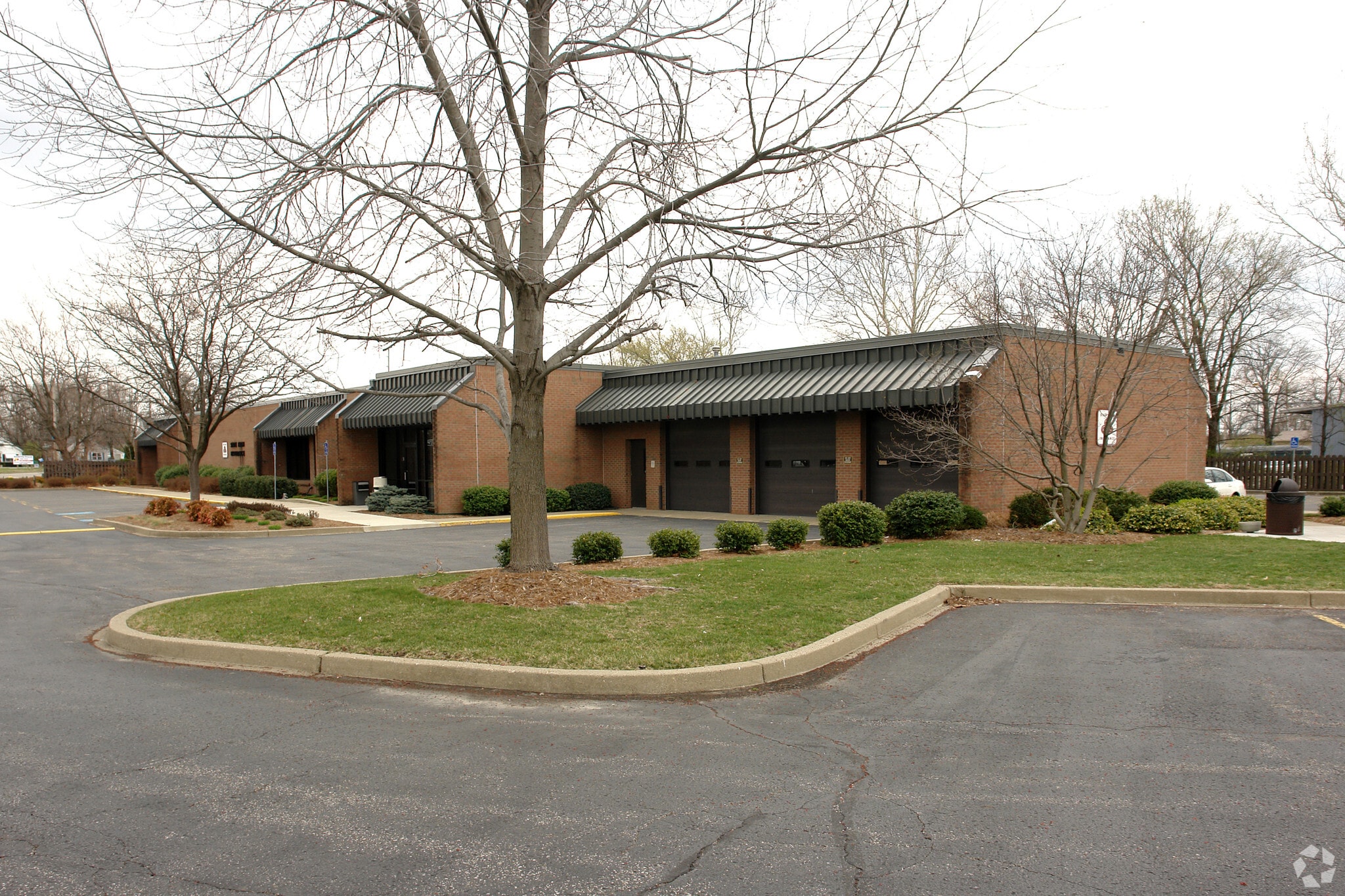 1918 Hikes Ln, Louisville, KY for Sale