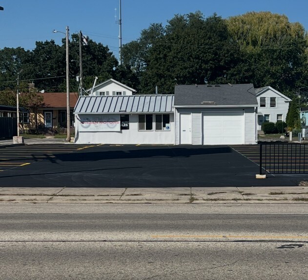 1118 60th St, Kenosha, WI for Sale