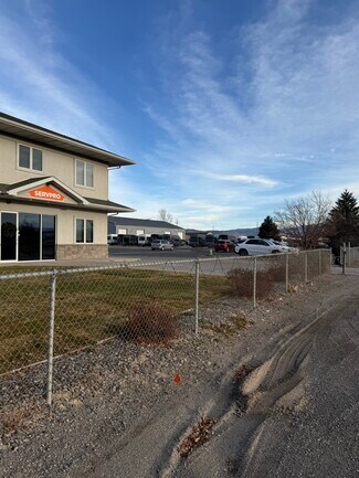 Montrose, CO Light Distribution - 2990 N Townsend Ave