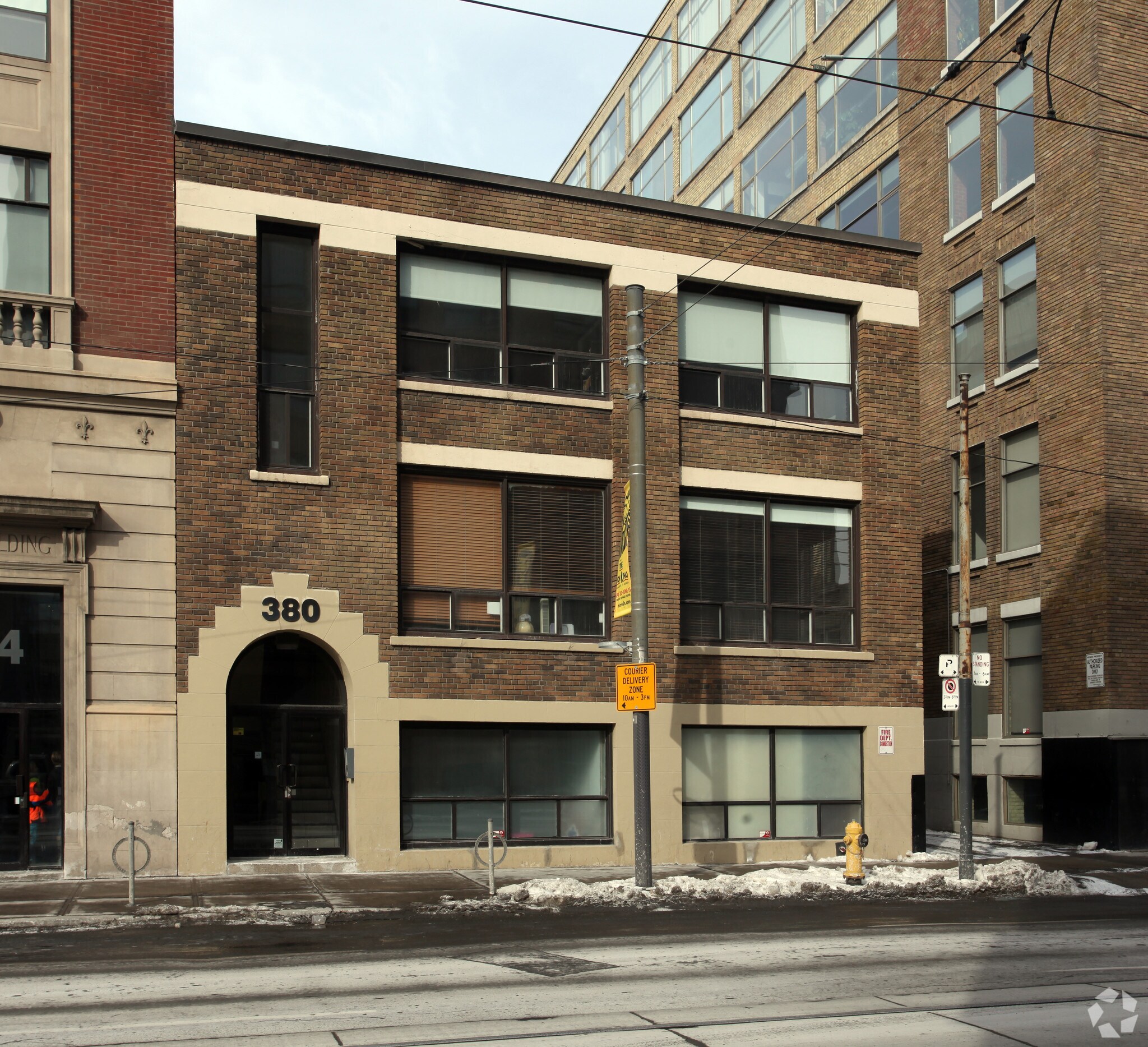 380 Adelaide St W, Toronto, ON for Rent