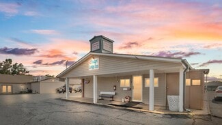 Abilene, KS Hospitality - 116 NW 14th St