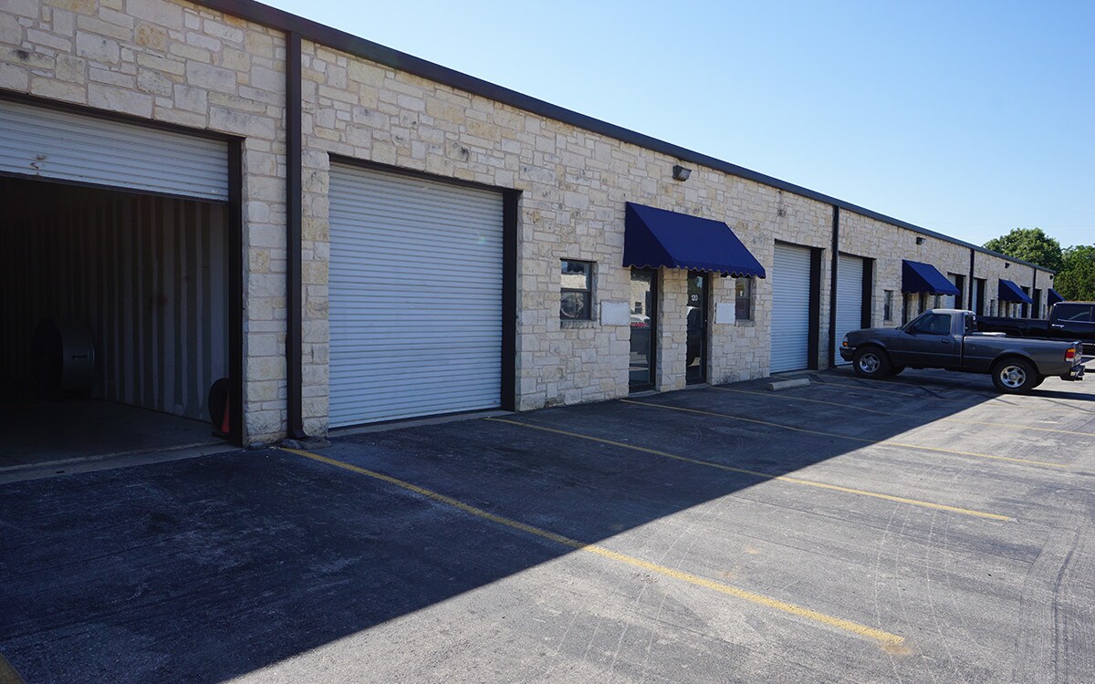 105 Halmar Cv, Georgetown, TX for Rent