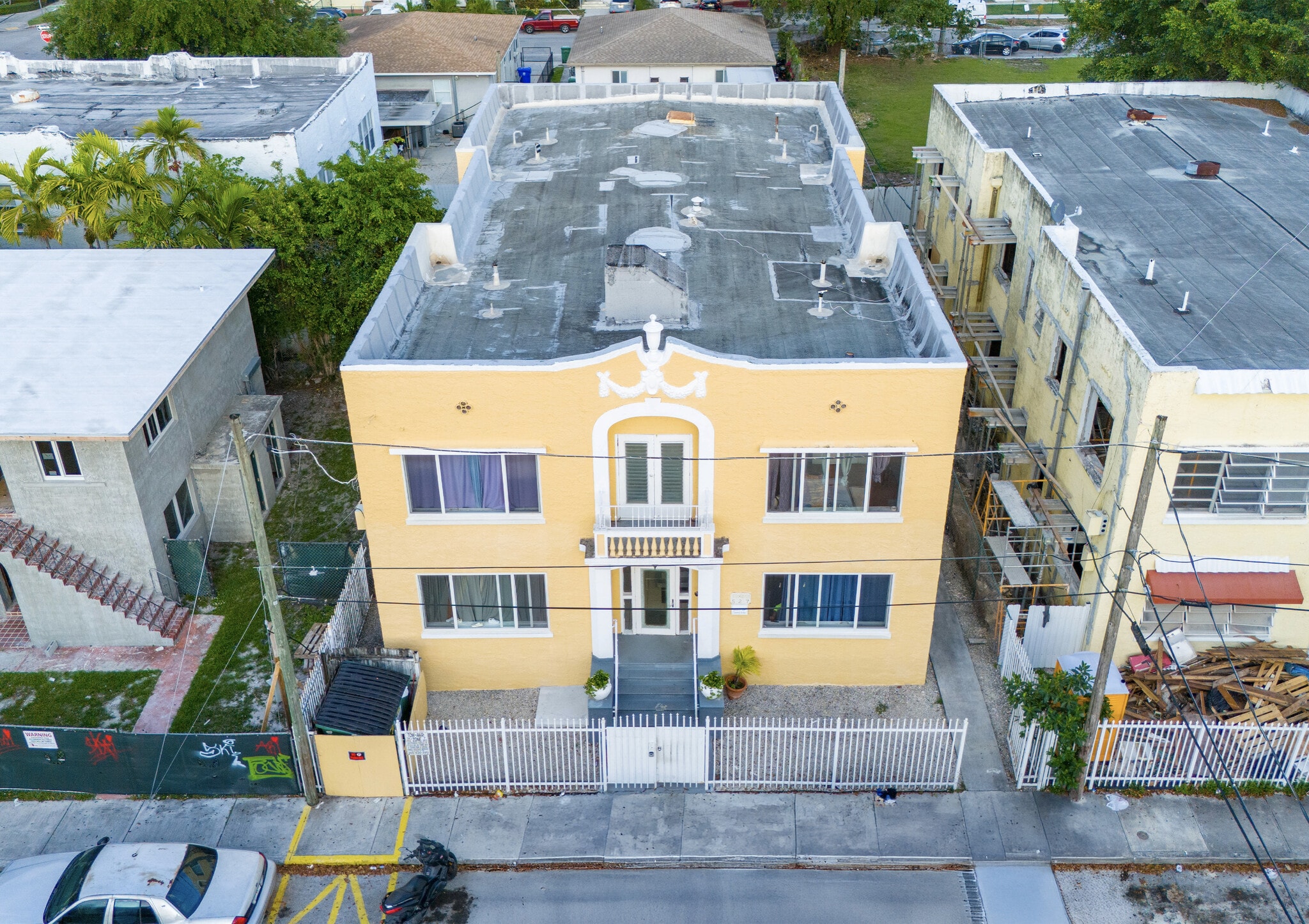 527 SW 7th Ct, Miami, FL for Sale