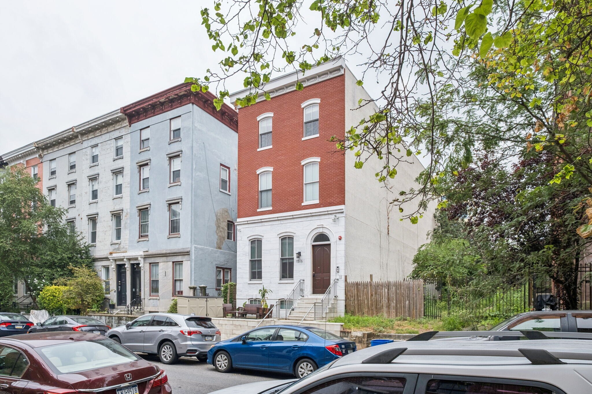 1516 Green St, Philadelphia, PA for Sale