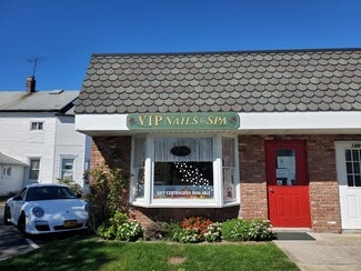 Sayville, NY Office/Retail, Retail - 110-130 Main St