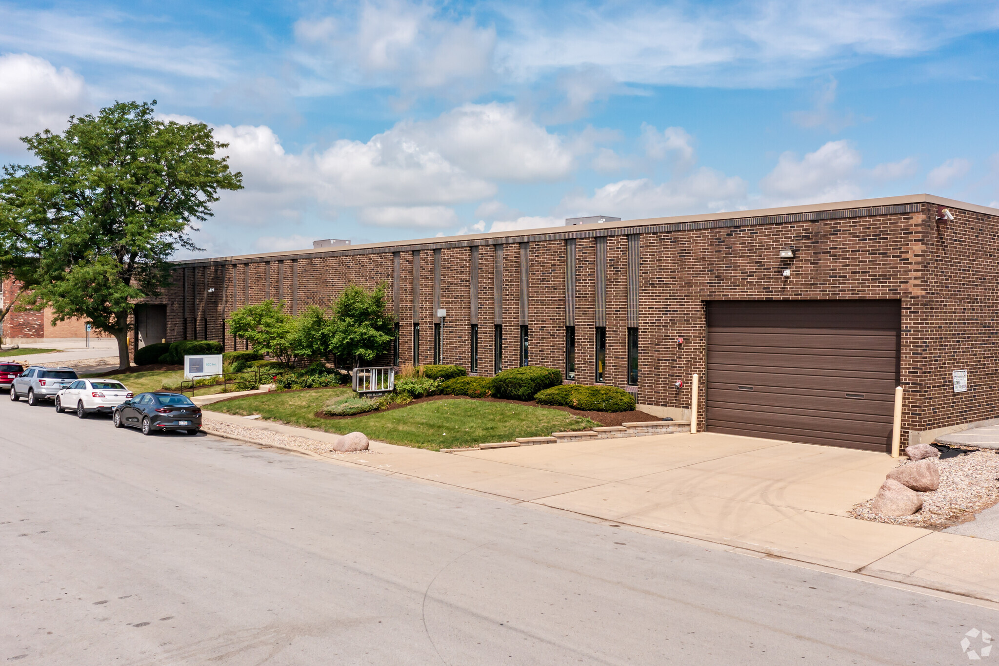 1250-1260 Lunt Ave, Elk Grove Village, IL for Rent