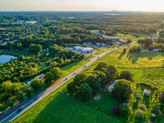 Mooresville, NC Freestanding - 690 River Highway Unit #3 Mooresville, NC Freestanding - 690 River Highway Unit #3