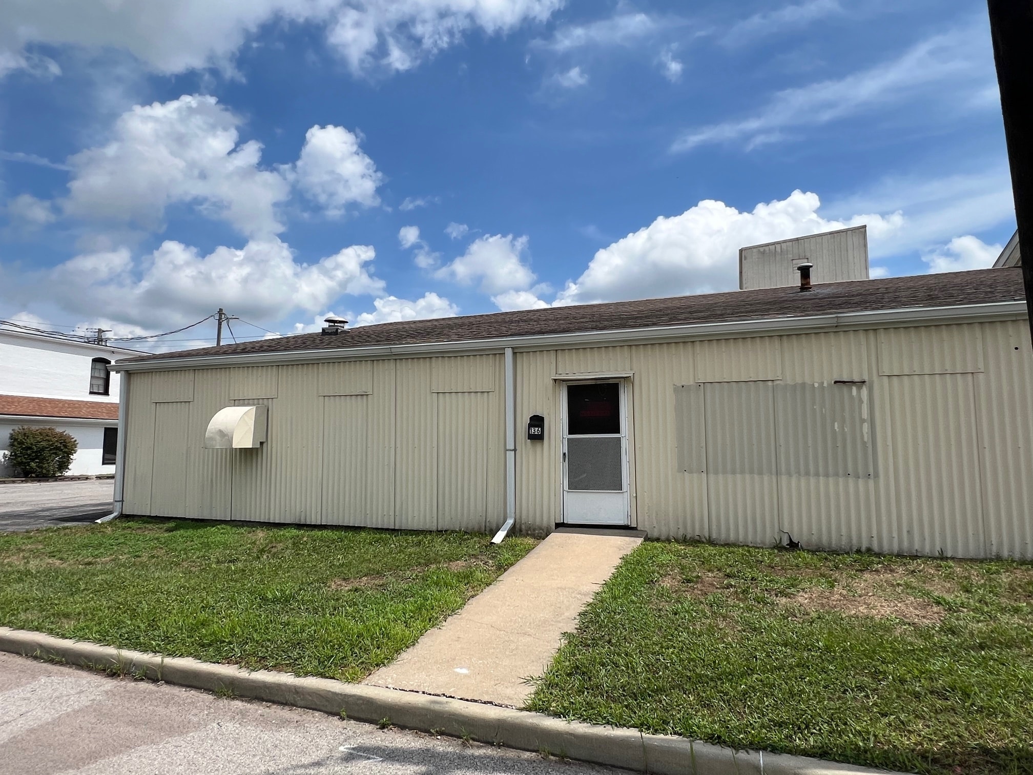 120-136 Iowa Ave, Belleville, IL for Rent