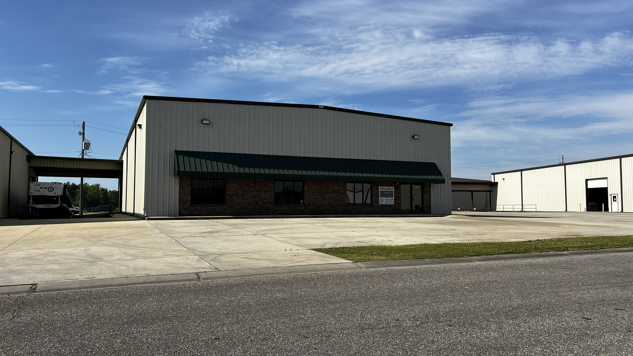 220 Scotland Dr, Alabaster, AL for Rent