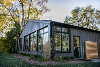 Rochester Hills, MI Office - 872 E Auburn Rd